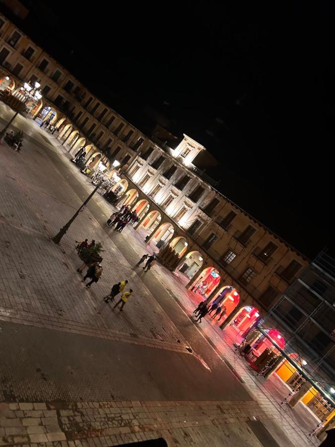 Bohemia Plaza Mayor Ii- Leon Luaran gambar