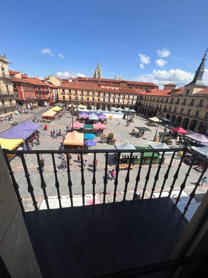 Bohemia Plaza Mayor Ii- Leon Luaran gambar