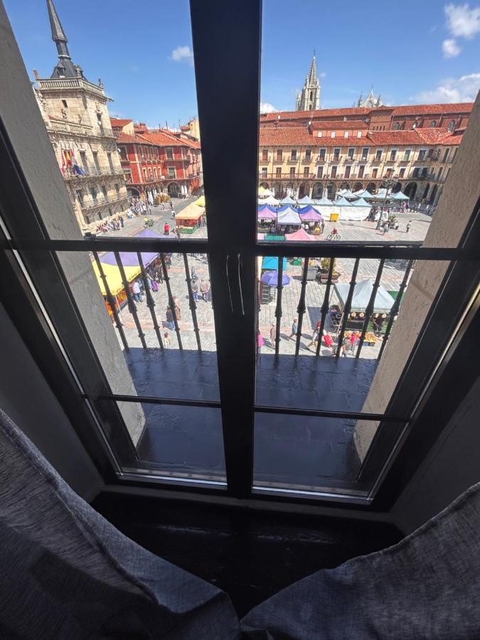 Bohemia Plaza Mayor Ii- Leon Luaran gambar