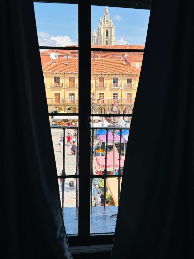 Bohemia Plaza Mayor Ii- Leon Luaran gambar