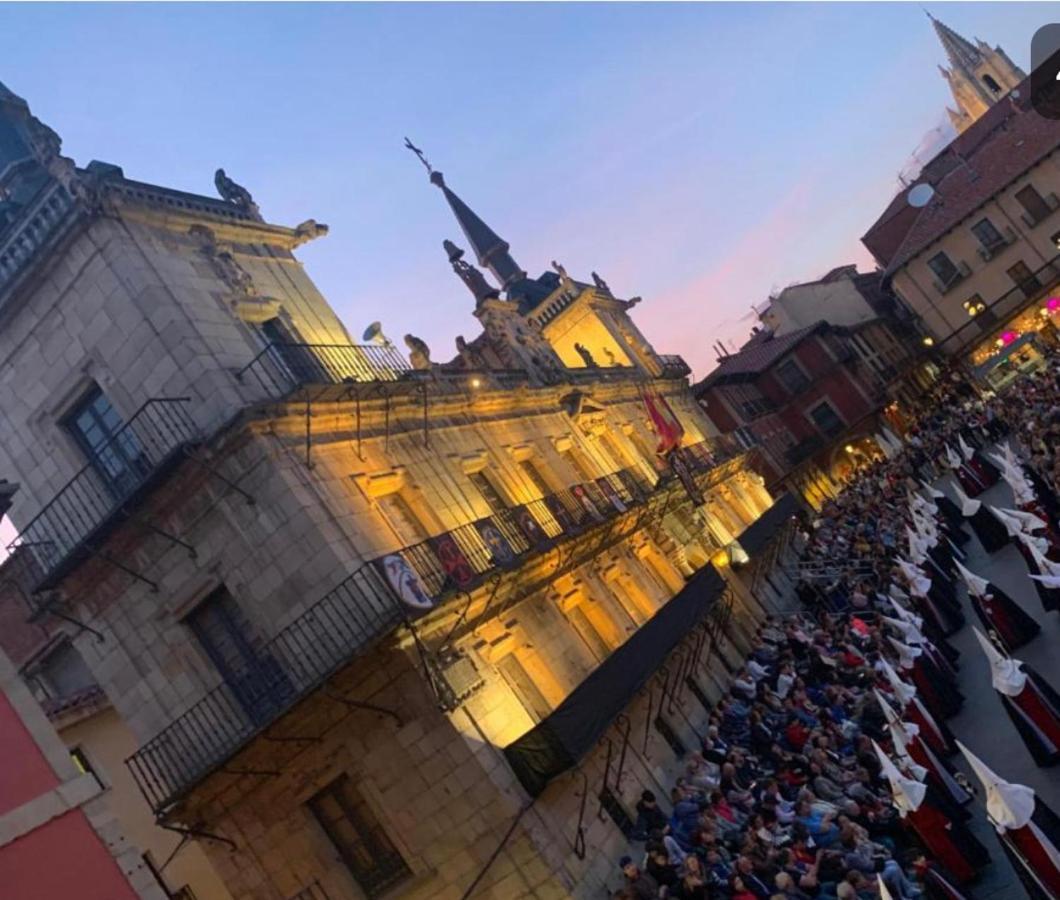 Bohemia Plaza Mayor Ii- Leon Luaran gambar